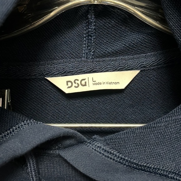 𝅺DSG- Dick’s Sporting Goods navy blue hoodie - Picture 2 of 3